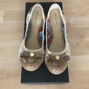 Tahari Ballet Flats